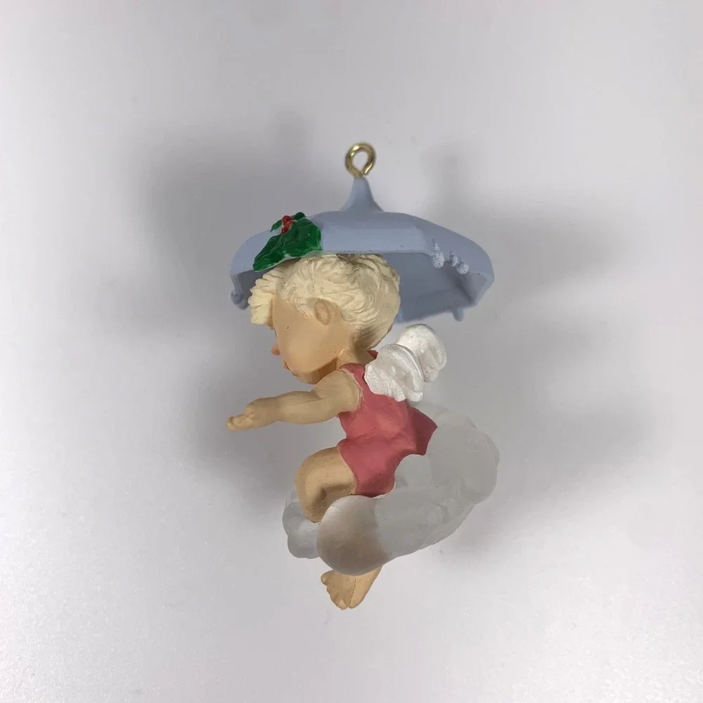 Hallmark 1987 Vintage Keepsake Ornament 'December‎ Showers' - Donna Lee